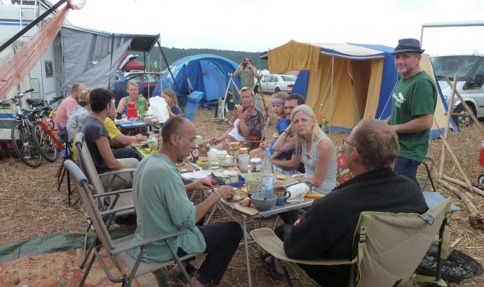 Jipiiiiiiiiiiiiiiiiih, wir haben endlich Strom