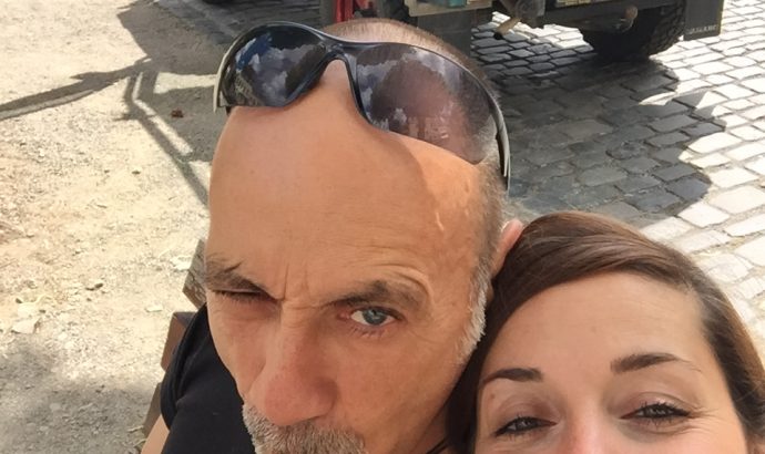 … zwischen Umzugskarton, schmierigen Händen & TV-Angeboten…