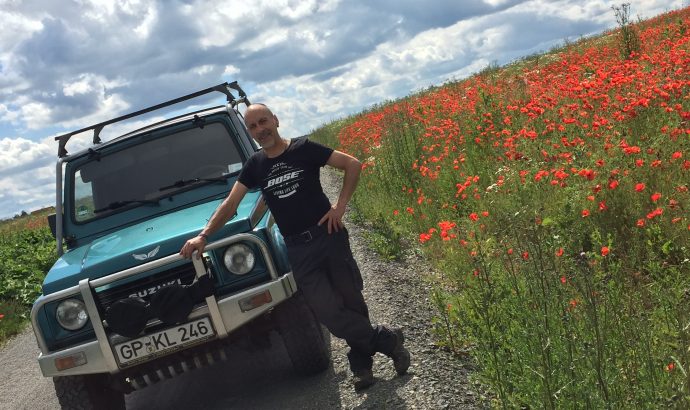 … zwischen Umzugskarton, schmierigen Händen & TV-Angeboten…