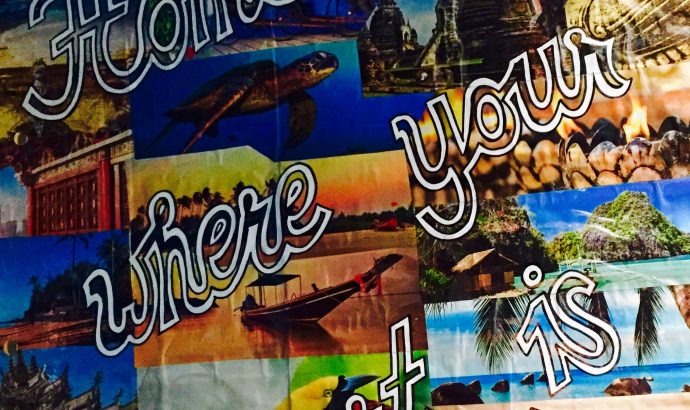 … zwischen Umzugskarton, schmierigen Händen & TV-Angeboten…