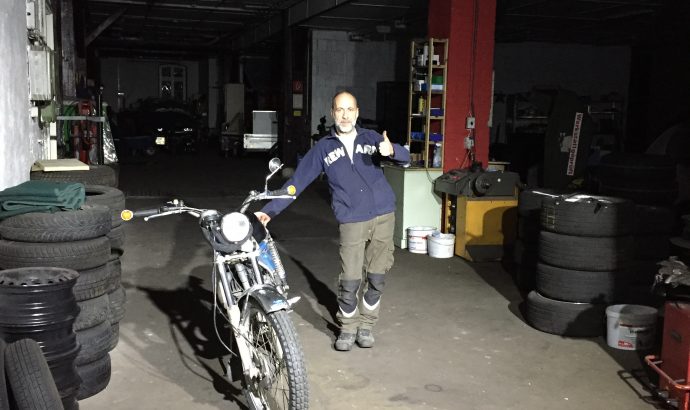 … zwischen Umzugskarton, schmierigen Händen & TV-Angeboten…