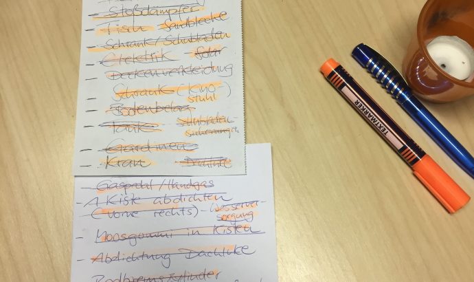 … zwischen Umzugskarton, schmierigen Händen & TV-Angeboten…