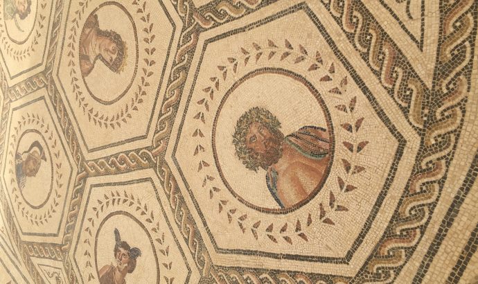 Sonnenblumenfelder auf dem Weg nach Cantillana & die Ruinen von Italica